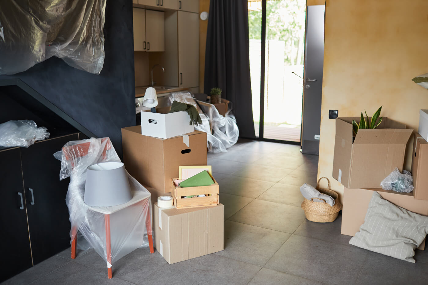 How Junk Removal Can Improve Your Indoor Air Quality This Fall